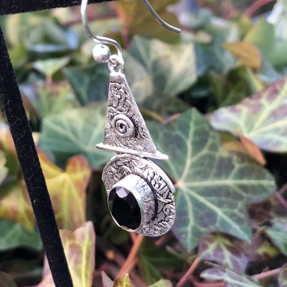 SOLD Onyx earrings - Picture 6 of 8